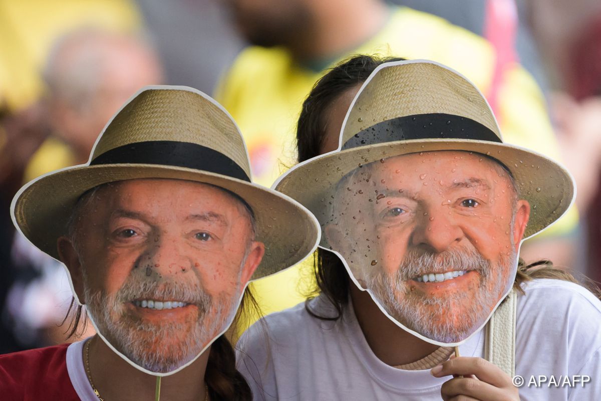 Brasilien wählt Präsidenten - enges Rennen erwartet