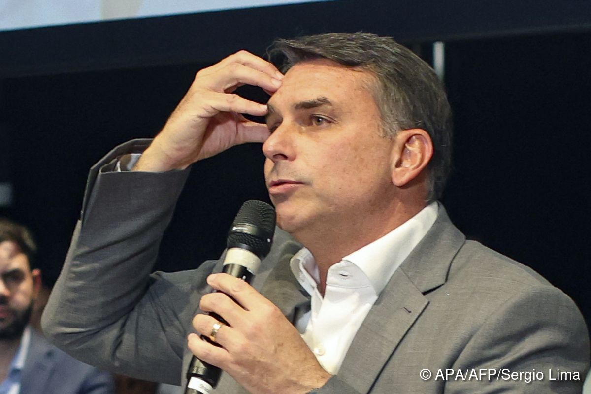 Unterstützung für Bolsonaro bei Stichwahl in Brasilien