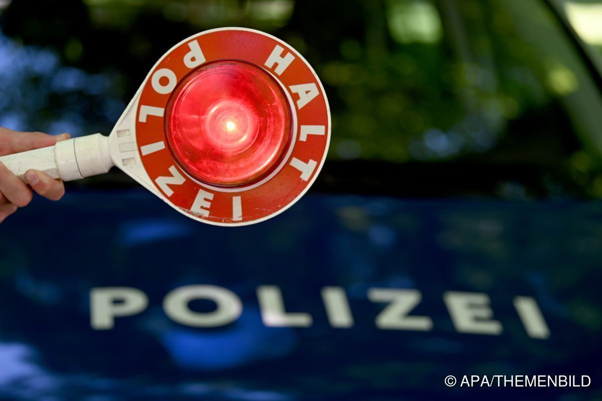 Vorarlberger Polizei stoppte 22 desolate Schwerfahrzeuge