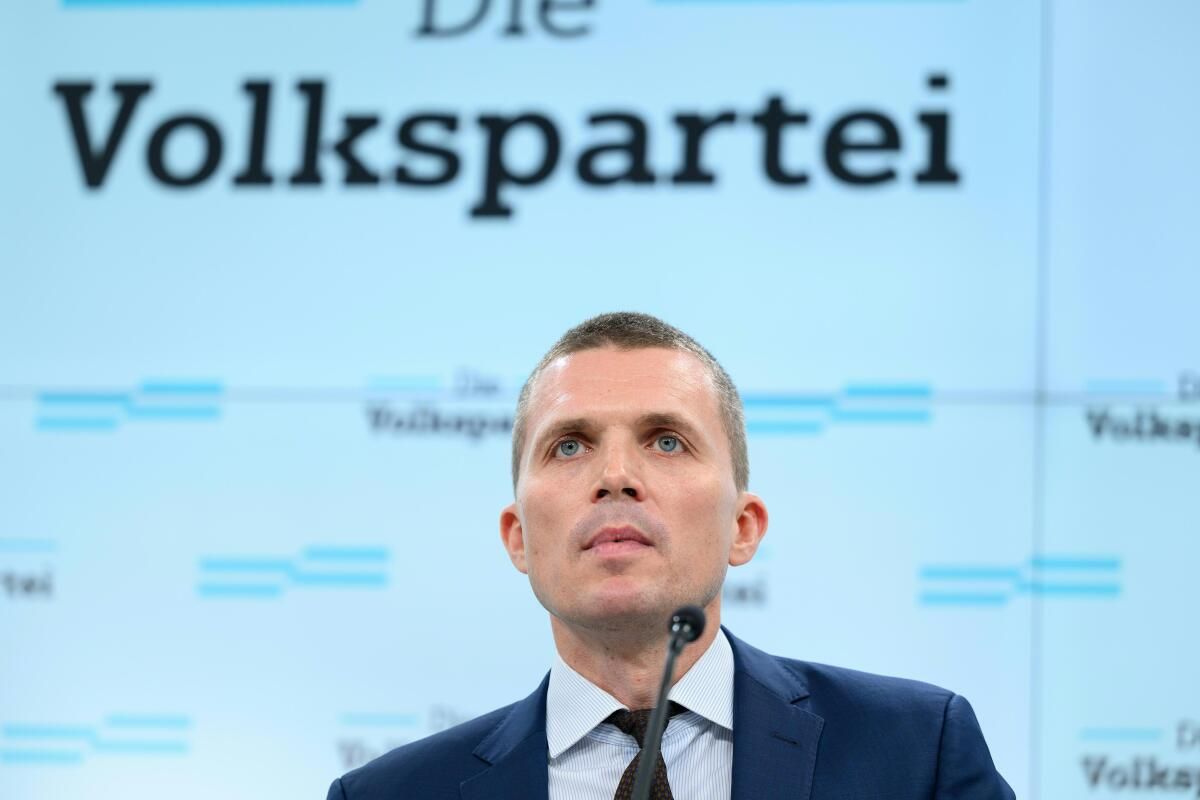 Offene ÖVP-Kritik an NEOS wegen Wehrdienstreform