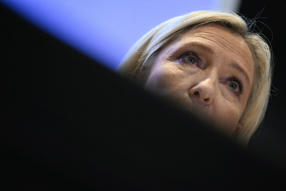 Le Pen will Entscheidung über EU-Haushalt bremsen