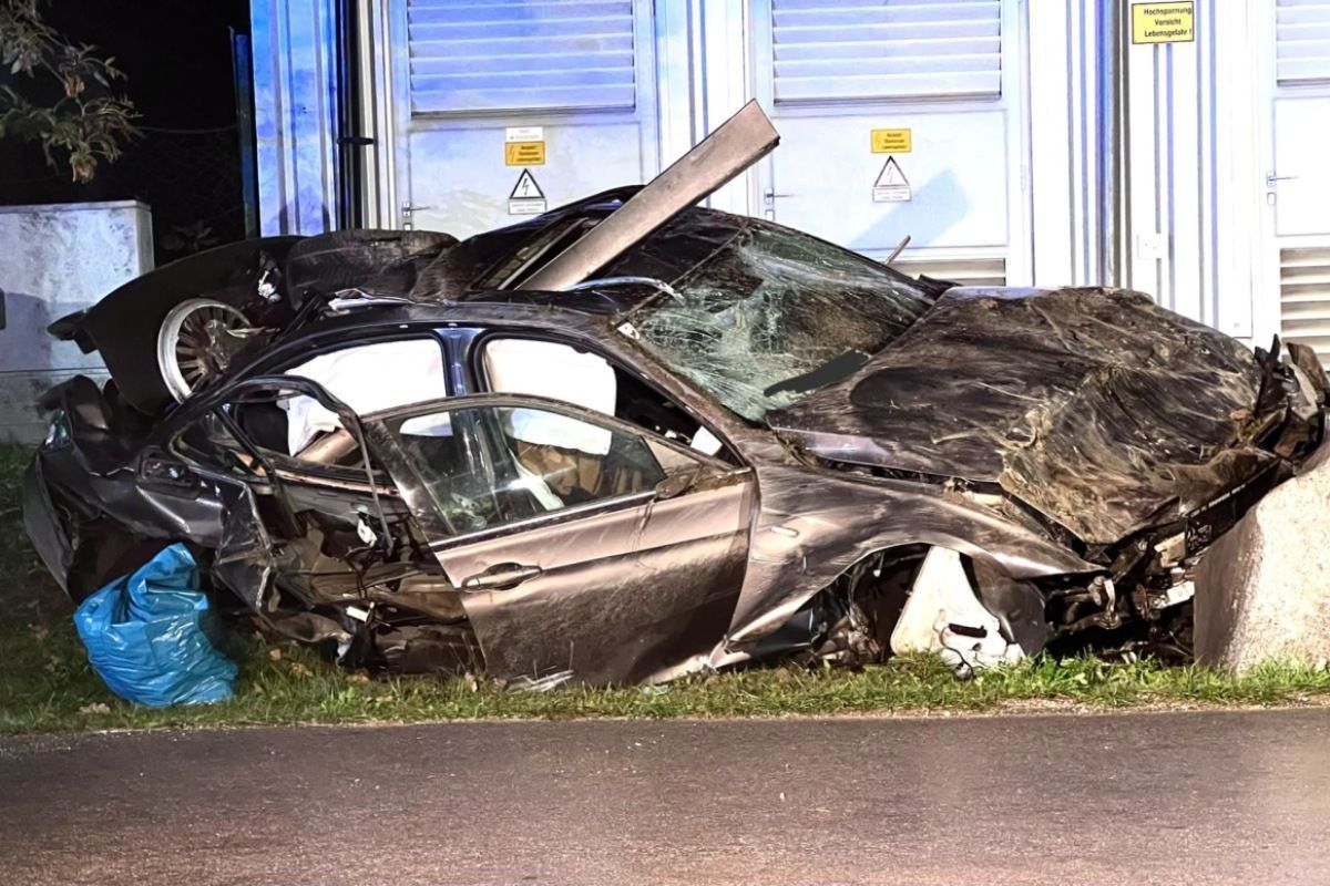 Zwei Jugendliche sterben bei Verkehrsunfall in Salzburg