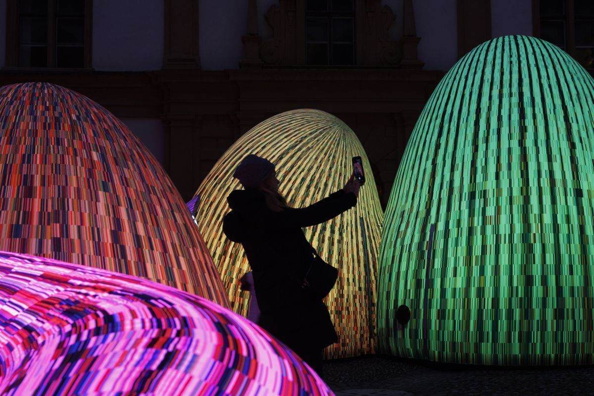 Klanglicht Graz als projizierte Poesie im Schloss Eggenberg