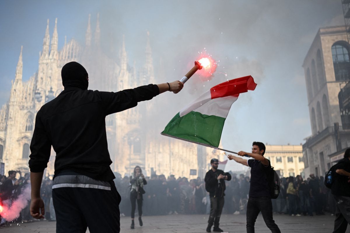 Krawalle bei landesweiten Demos in Italien