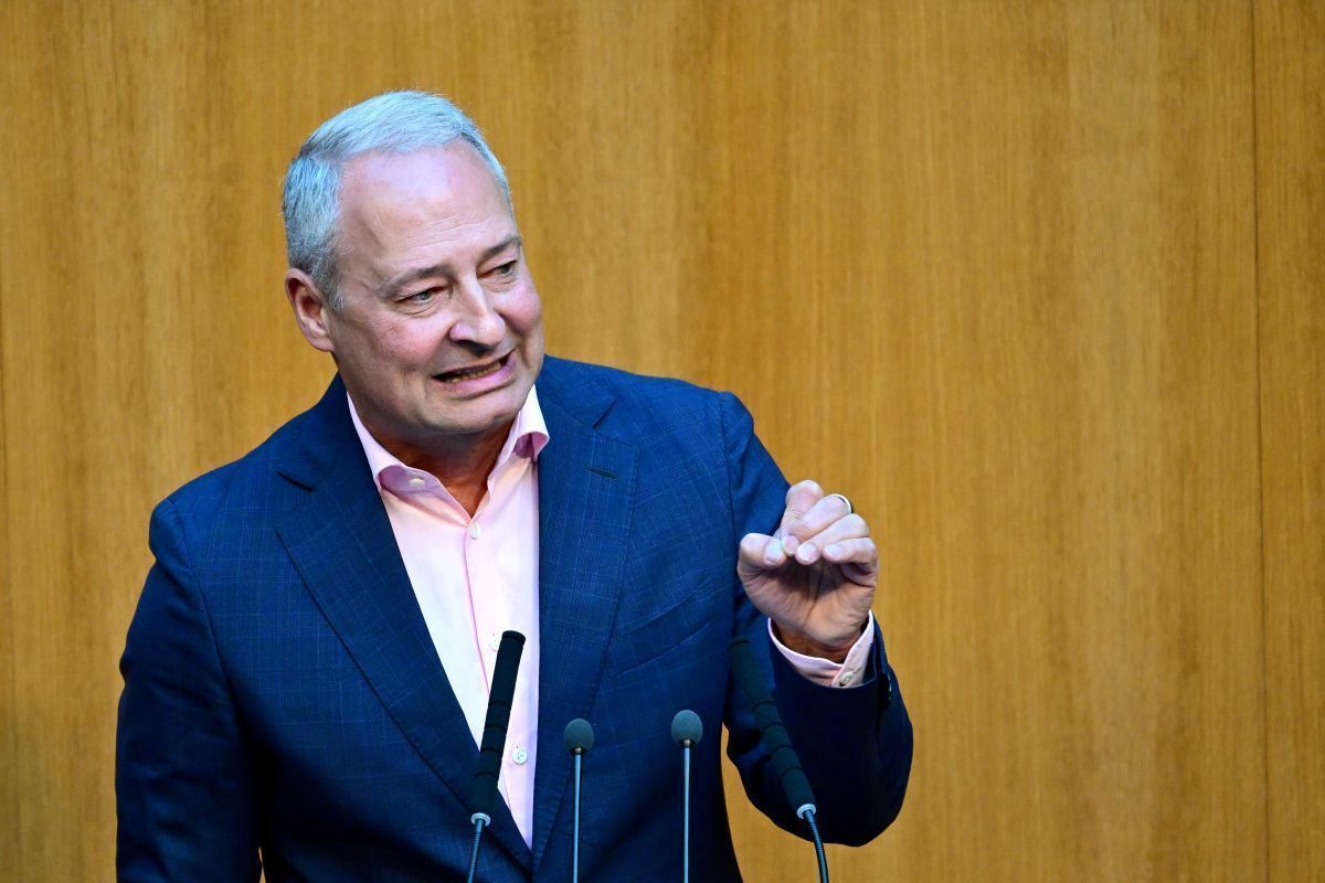 Polizeischutz für Schieder-Delegation bei Wahl in Serbien