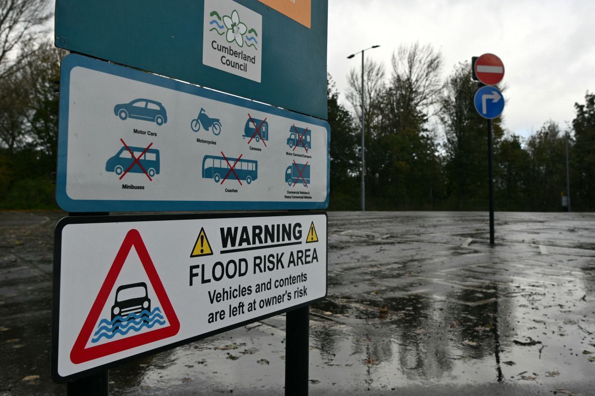 Sturm "Boelo": Zehntausende in Großbritannien ohne Strom