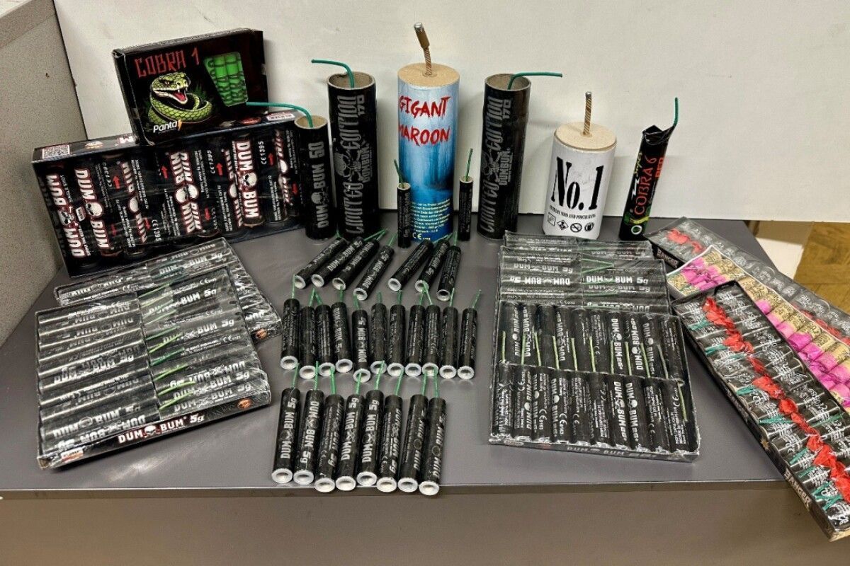 Pyrotechnik in Wiener Zügen aus Tschechien sichergestellt
