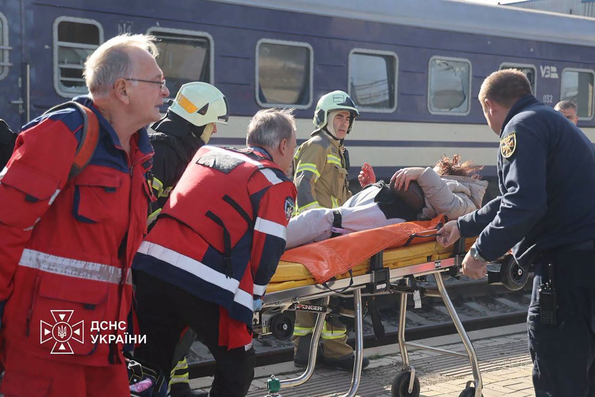 13 Tote bei russischem Angriff auf ukrainischen Bahnhof