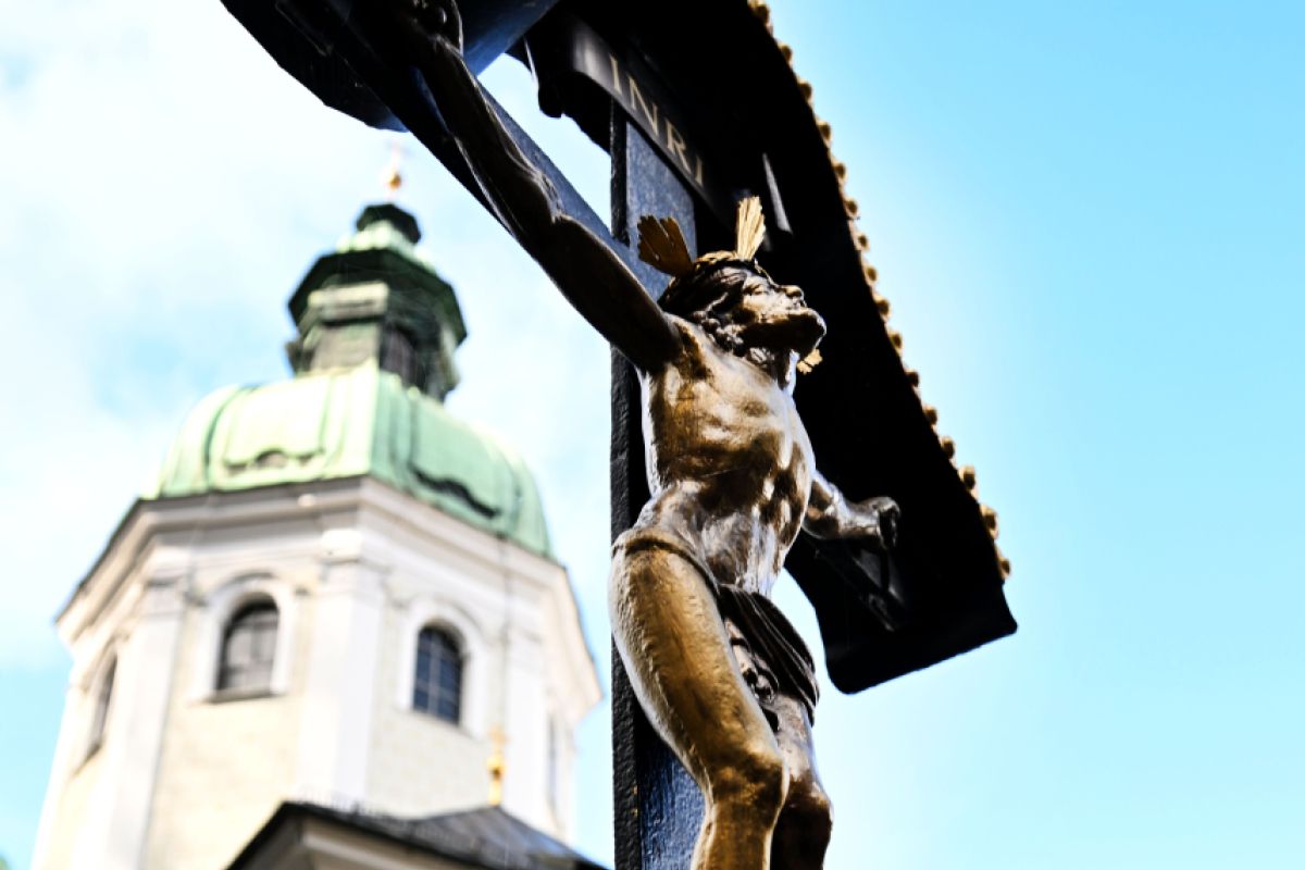 Stadt Salzburg warnt vor Kostenfalle beim Kirchenaustritt