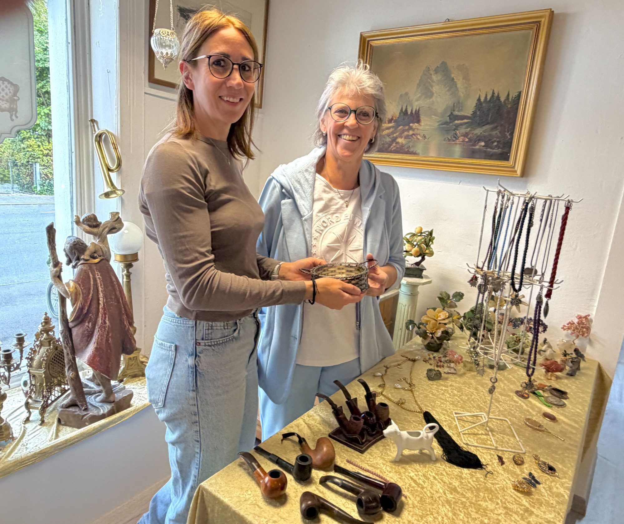 Schatz gefunden. Julia Hämmerle und Margit Groenenveld.