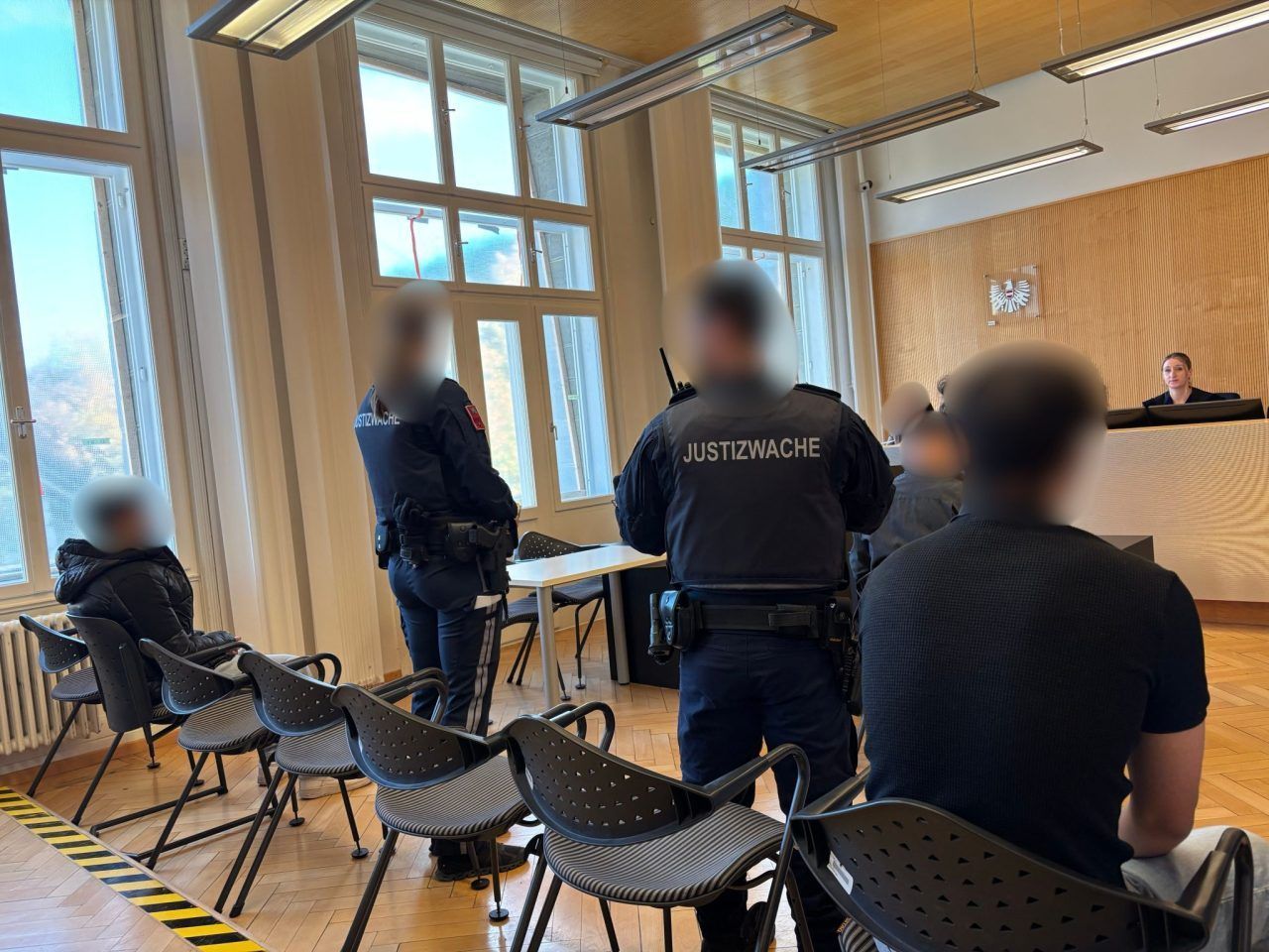 Für drei junge Männer haben Diebstähle unterschiedliche Folgen