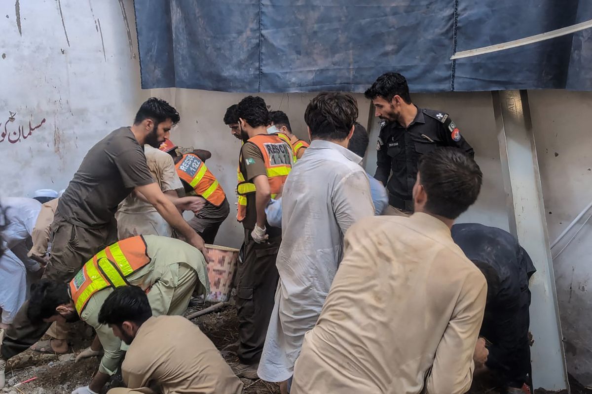 Viele Kinder bei Einsturz von Dach in Pakistan gestorben