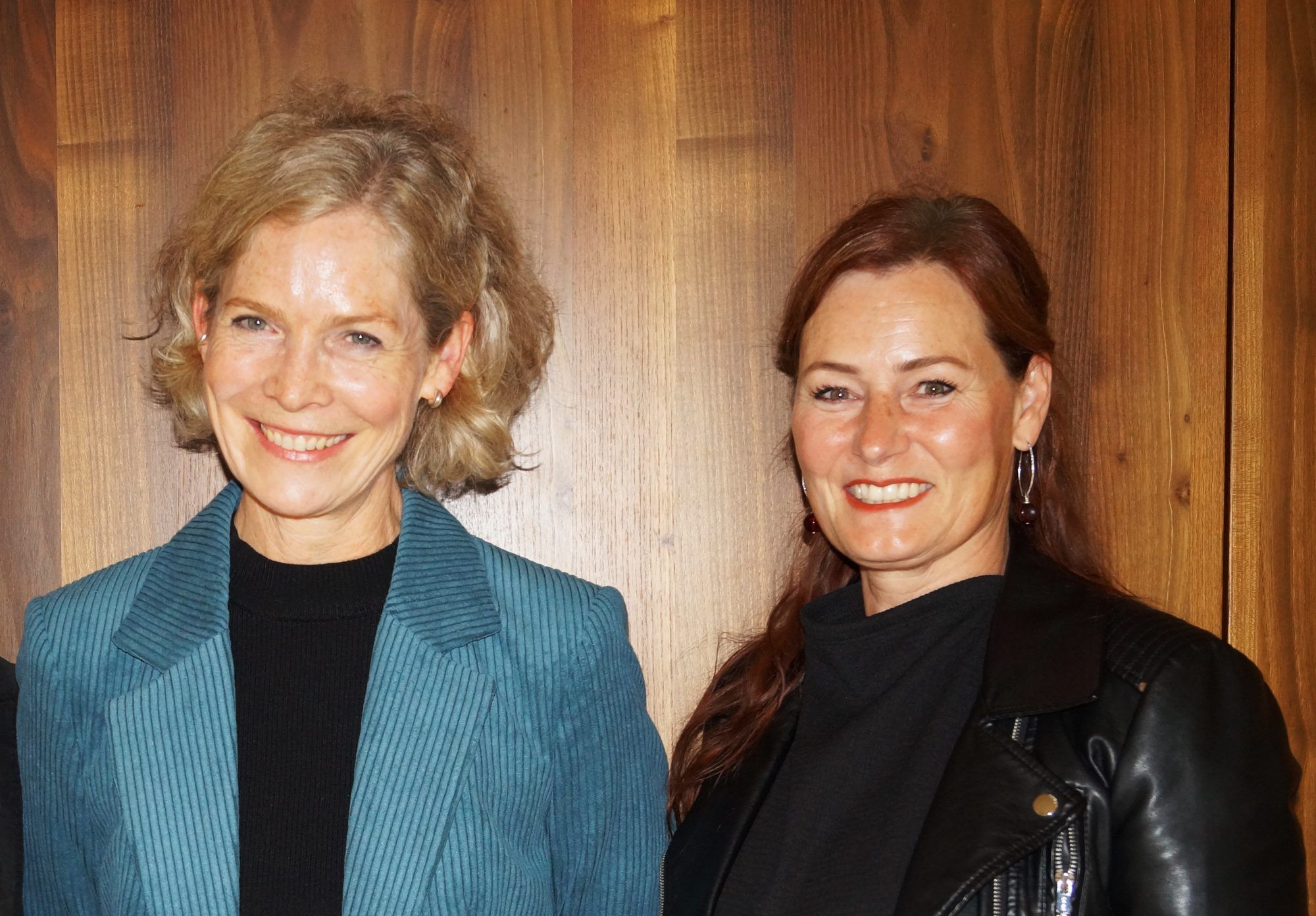 KUGES-Geschäftsführerin Monika Wagner kam mit Schauspielerin Sabine Lorenz