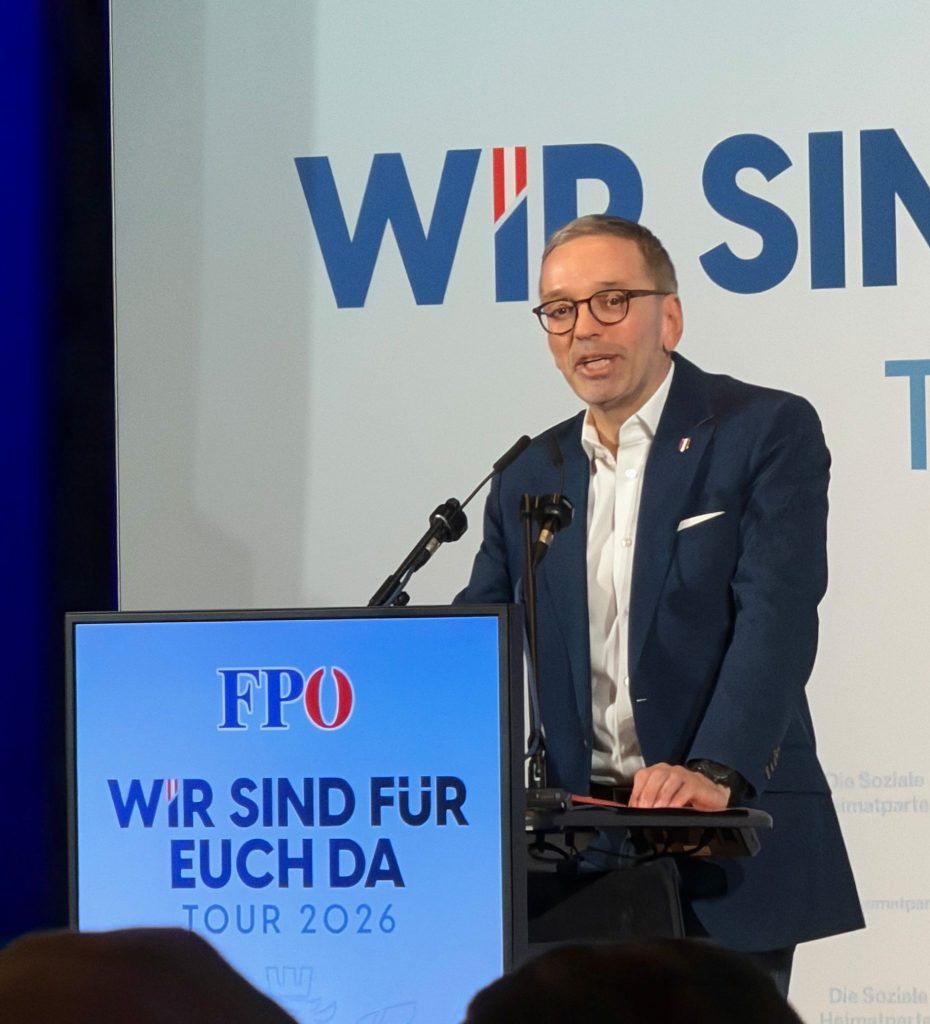 Zwischen Applaus und Faktencheck: Ein Abend mit Herbert Kickl in Bregenz