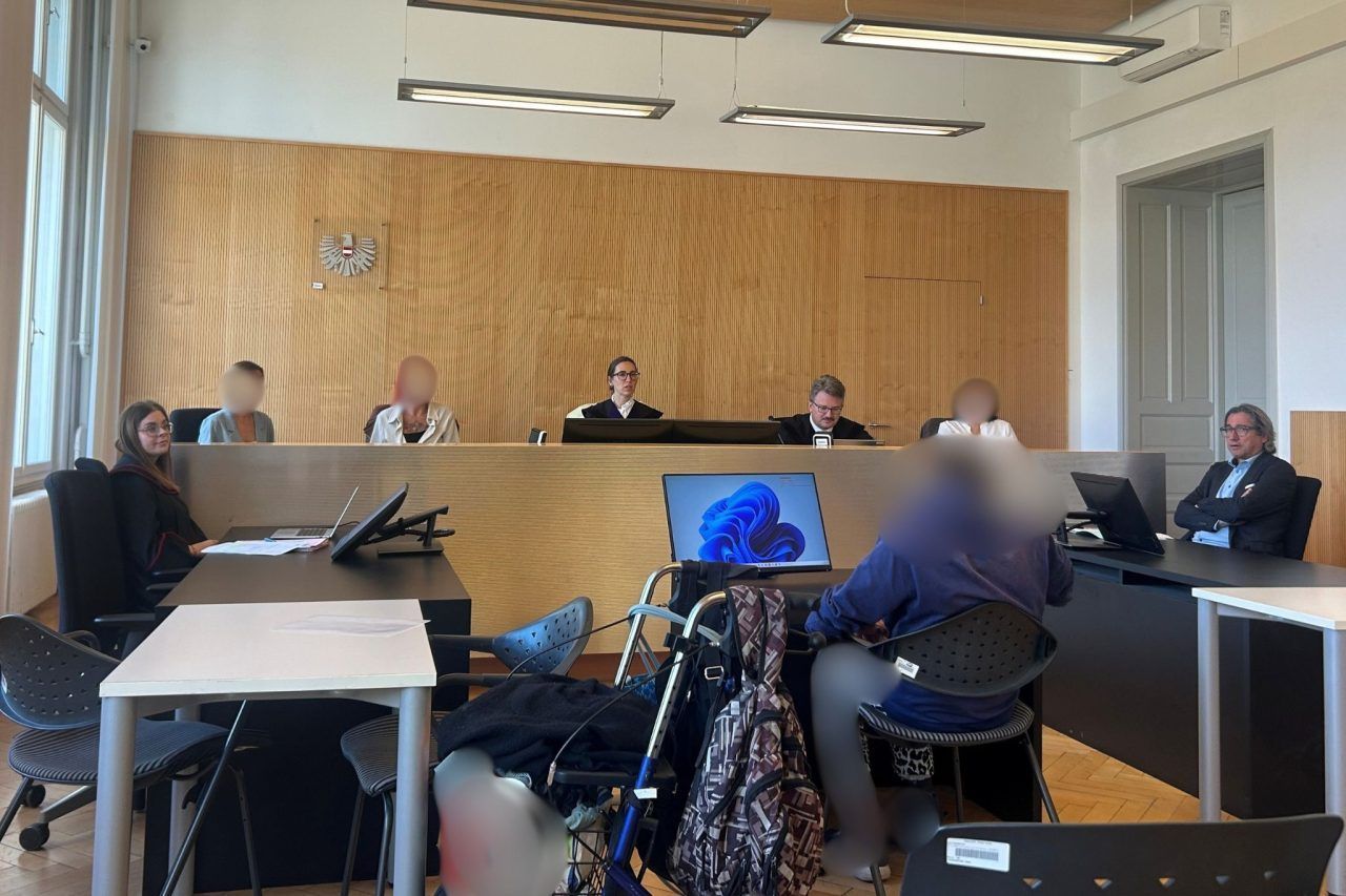 Mit Messer am Bahnhof Feldkirch: "Habe nur herumgefuchtelt, aber niemanden bedroht"