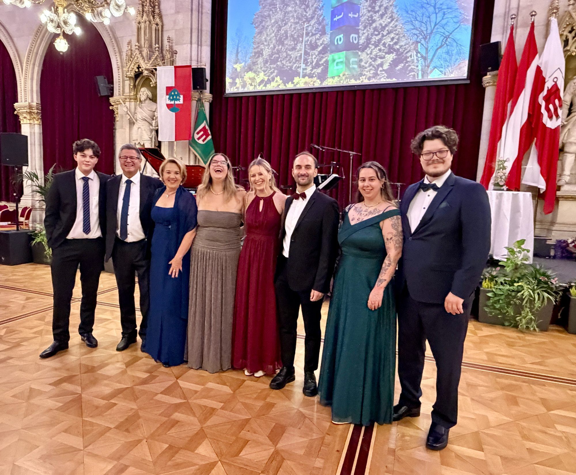 Begeistert,die Großfamilie Kaufmann